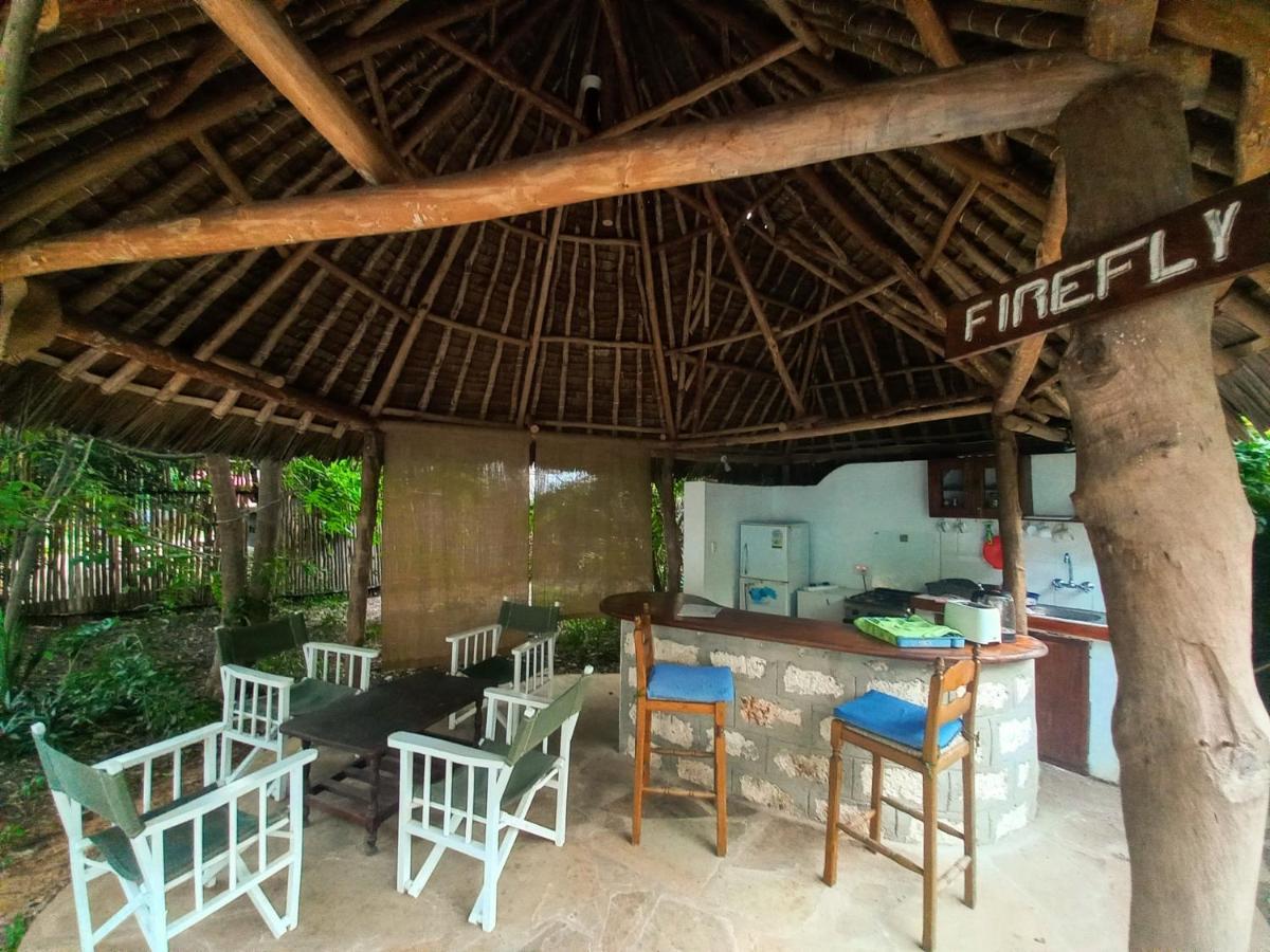 Watamu Beach Cottages B&B Экстерьер фото