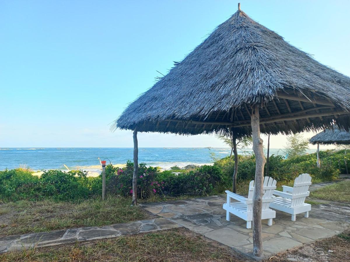 Watamu Beach Cottages B&B Экстерьер фото