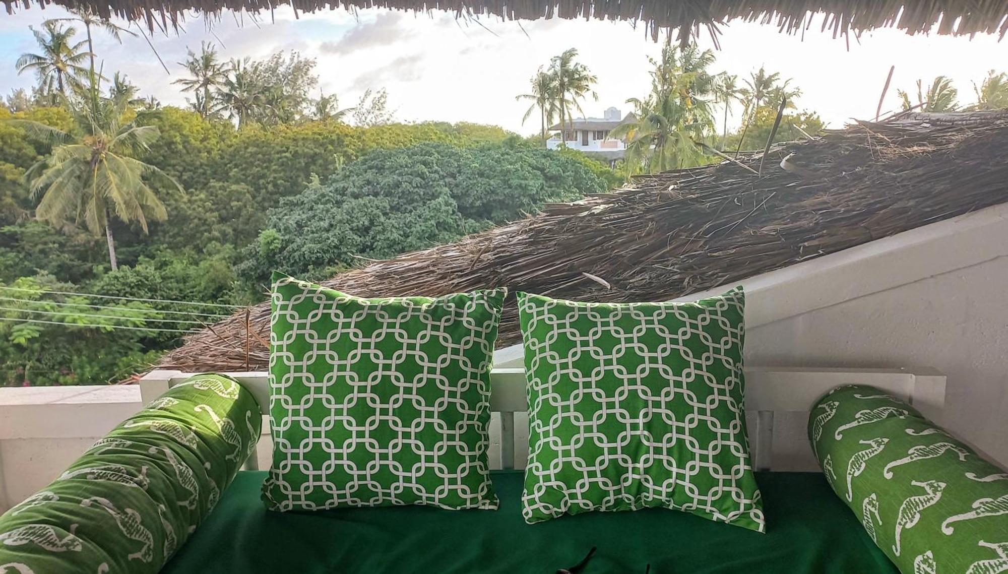 Watamu Beach Cottages B&B Экстерьер фото