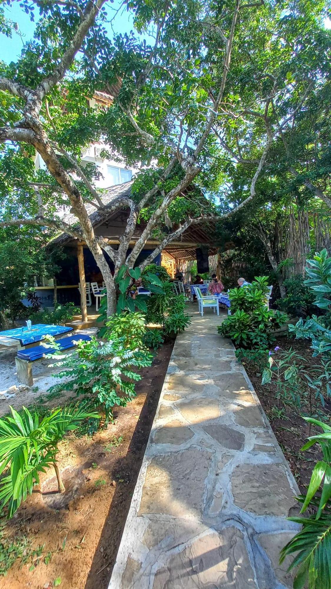 Watamu Beach Cottages B&B Экстерьер фото