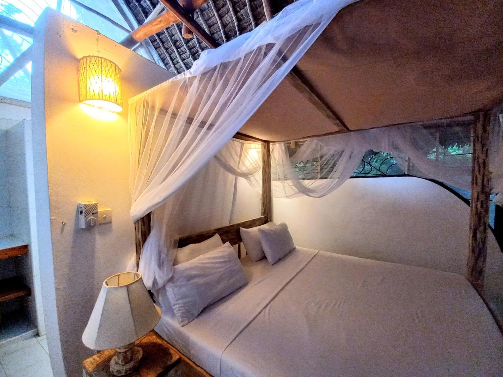 Watamu Beach Cottages B&B Номер фото